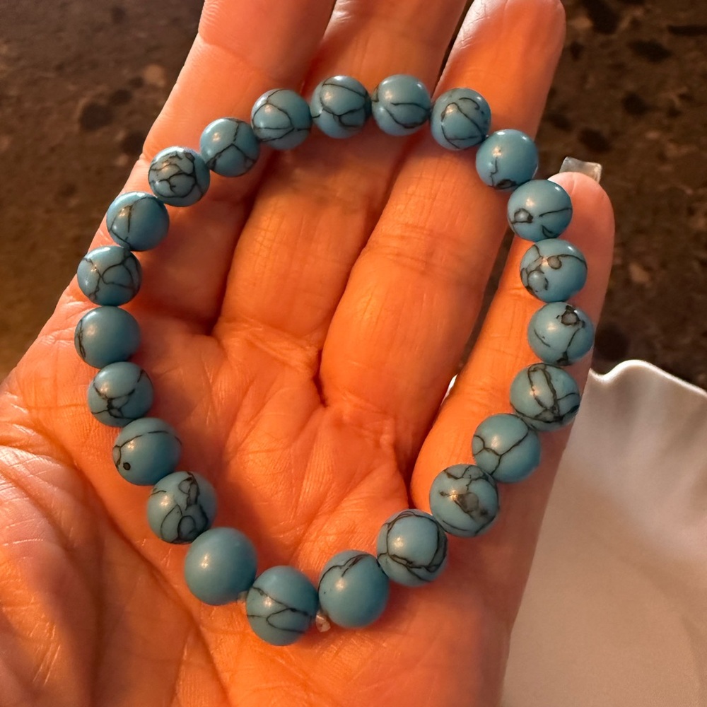 Howlite bracelet pair - Picture 4 of 4